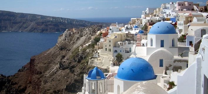 Bloomberg: Ενα άτακτο Brexit θα προκαλέσει πλήγμα στον τουρισμό στην Ελλάδα